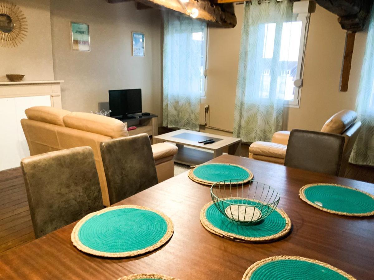 Grand Appartement Idealement Situe 7 Places Desvres Exteriér fotografie